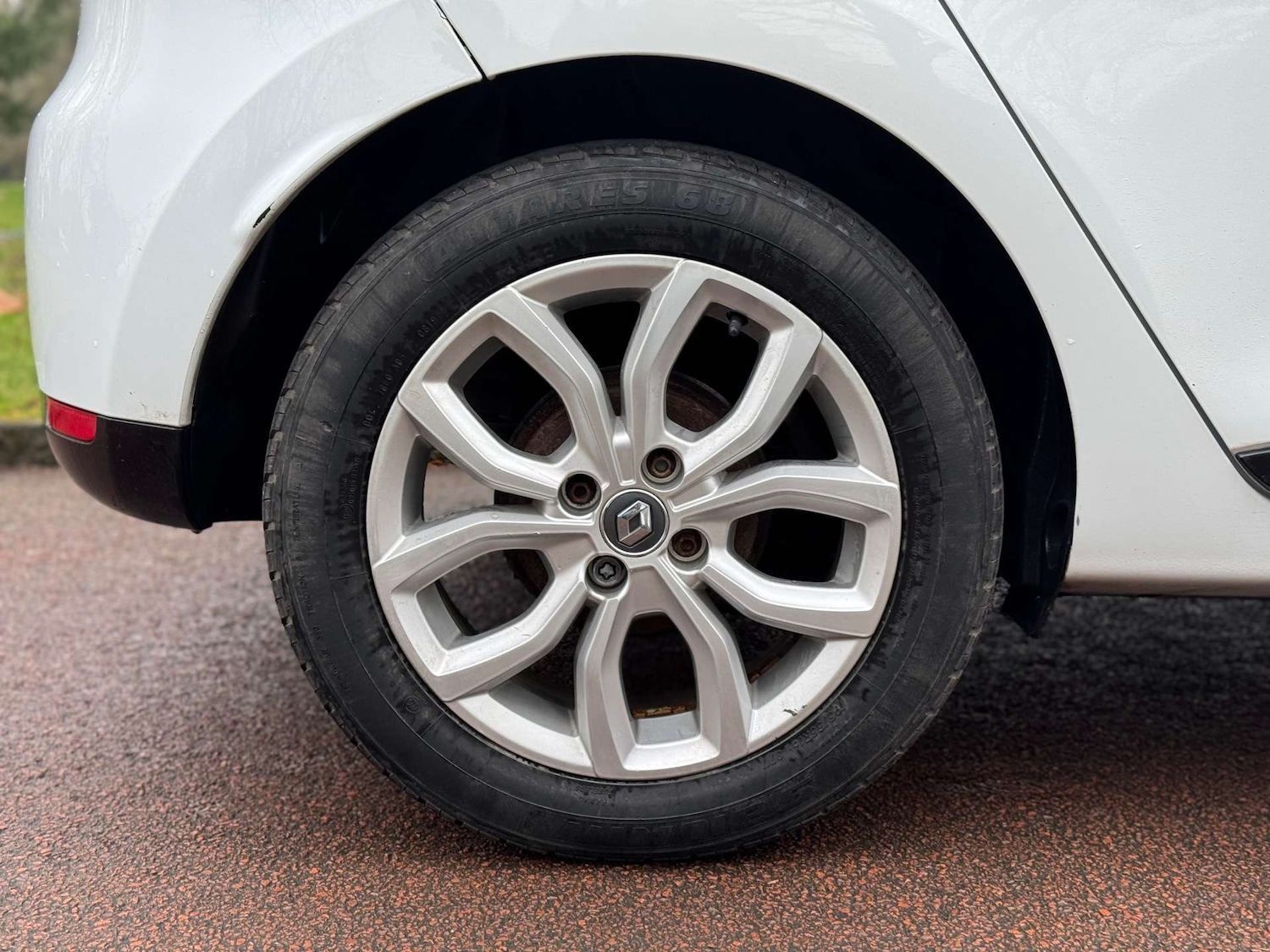 Used Renault Clio 2017 for sale - 76602101: Photo 13