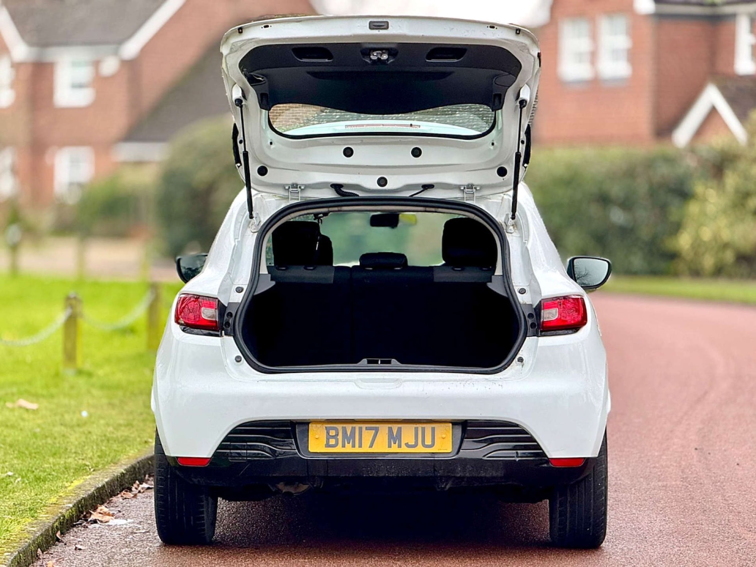 Used Renault Clio 2017 for sale - 76602101: Photo 54