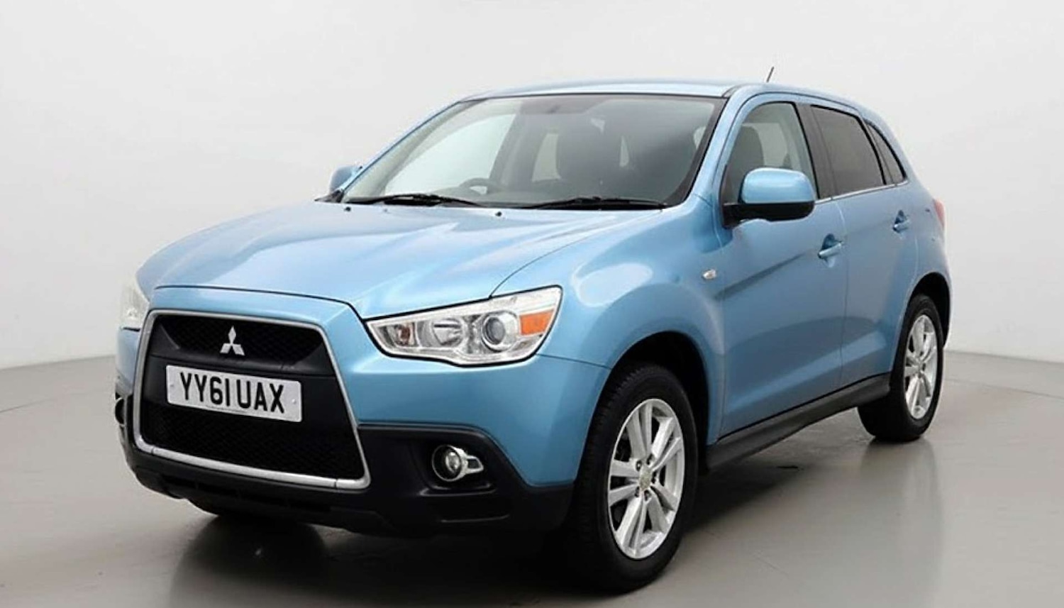 Used Mitsubishi ASX 2011 for sale - 76973953: Photo 2