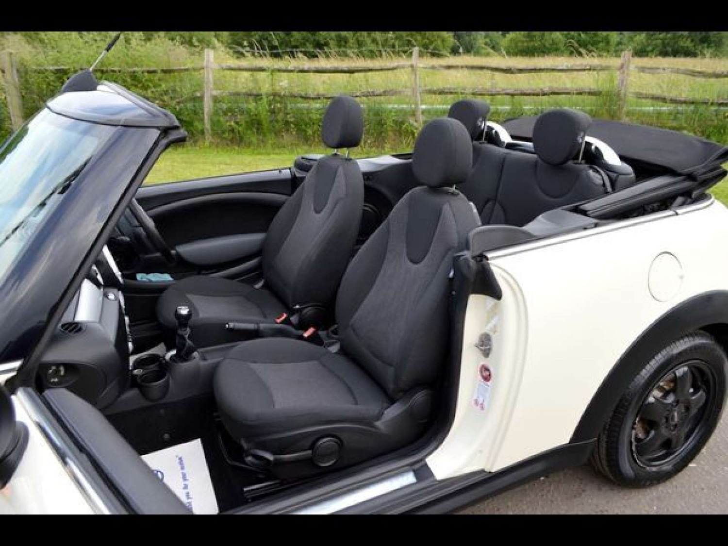 Used MINI Convertible 2010 for sale - 78109880: Photo 5