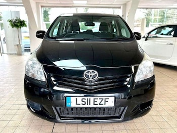 Used Toyota Verso 2011 for sale - 76278231: Photo