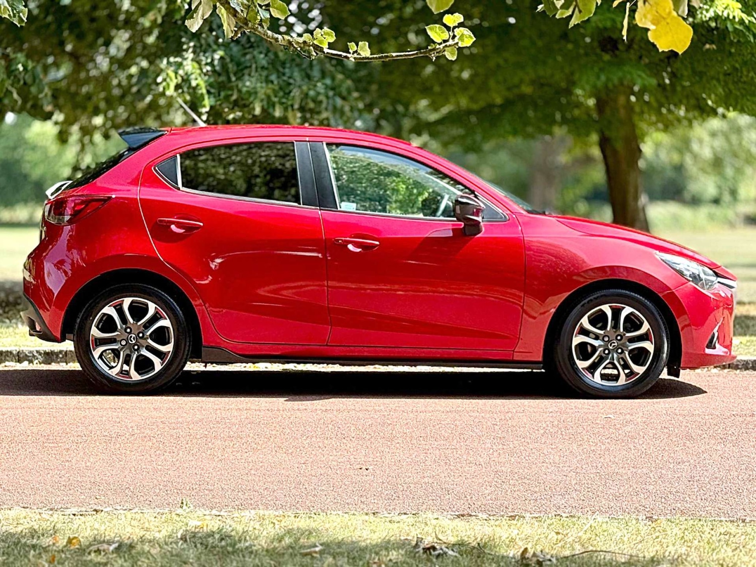 Used Mazda Mazda2 2016 for sale - 76602085: Photo 26