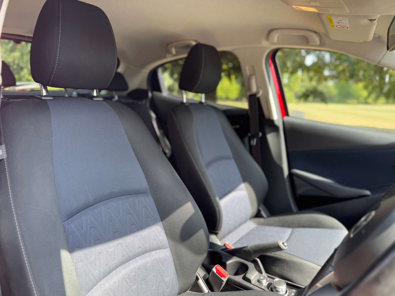 Used Mazda Mazda2 2016 for sale - 76602085: Photo 38