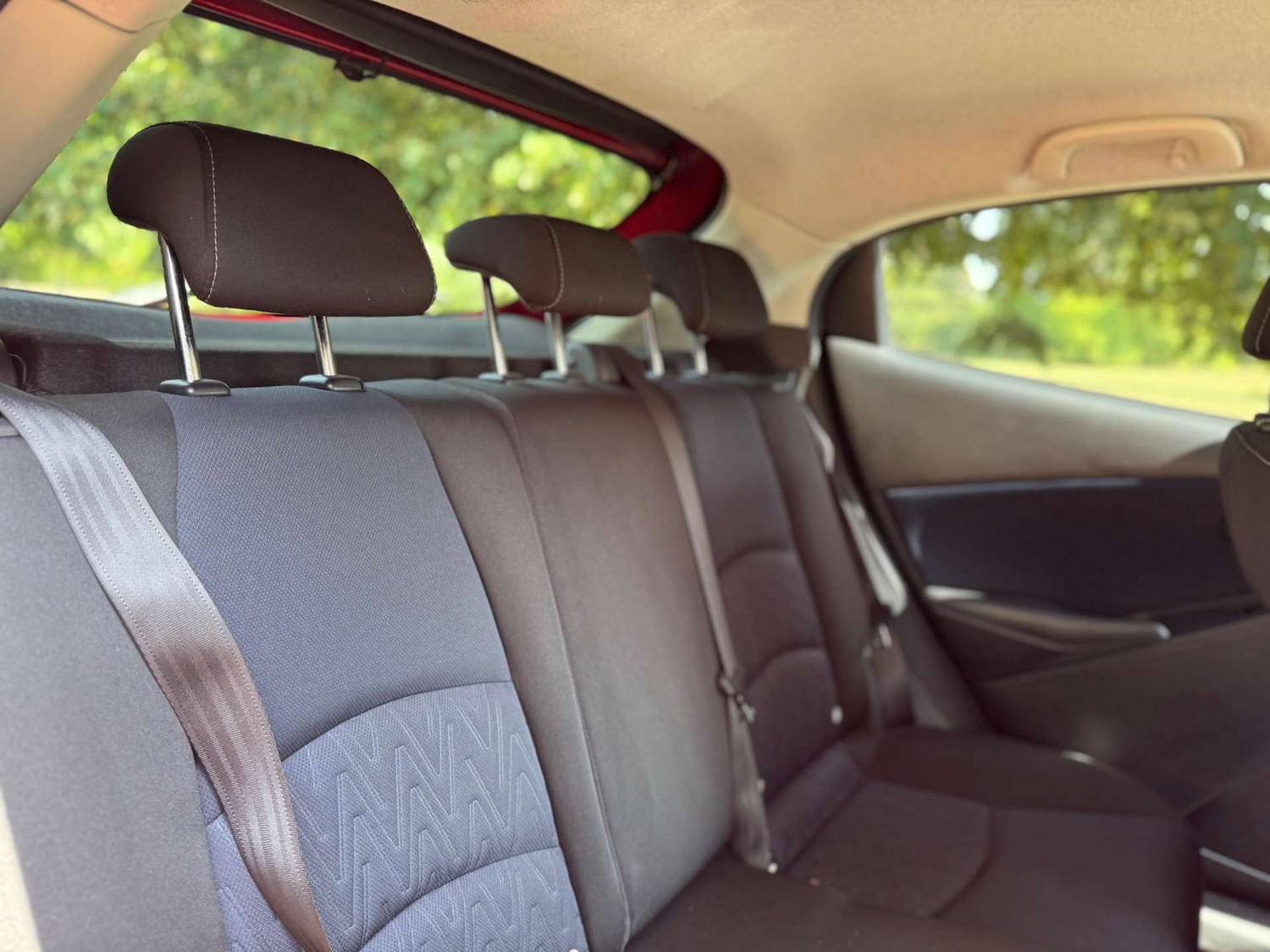 Used Mazda Mazda2 2016 for sale - 76602085: Photo 43