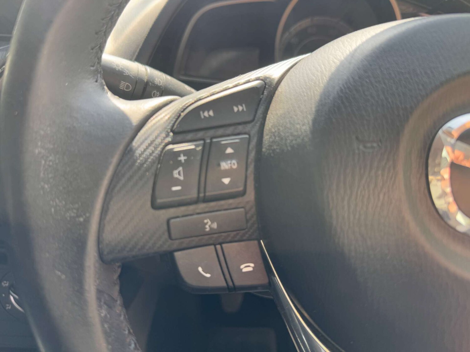 Used Mazda Mazda2 2016 for sale - 76602085: Photo 48