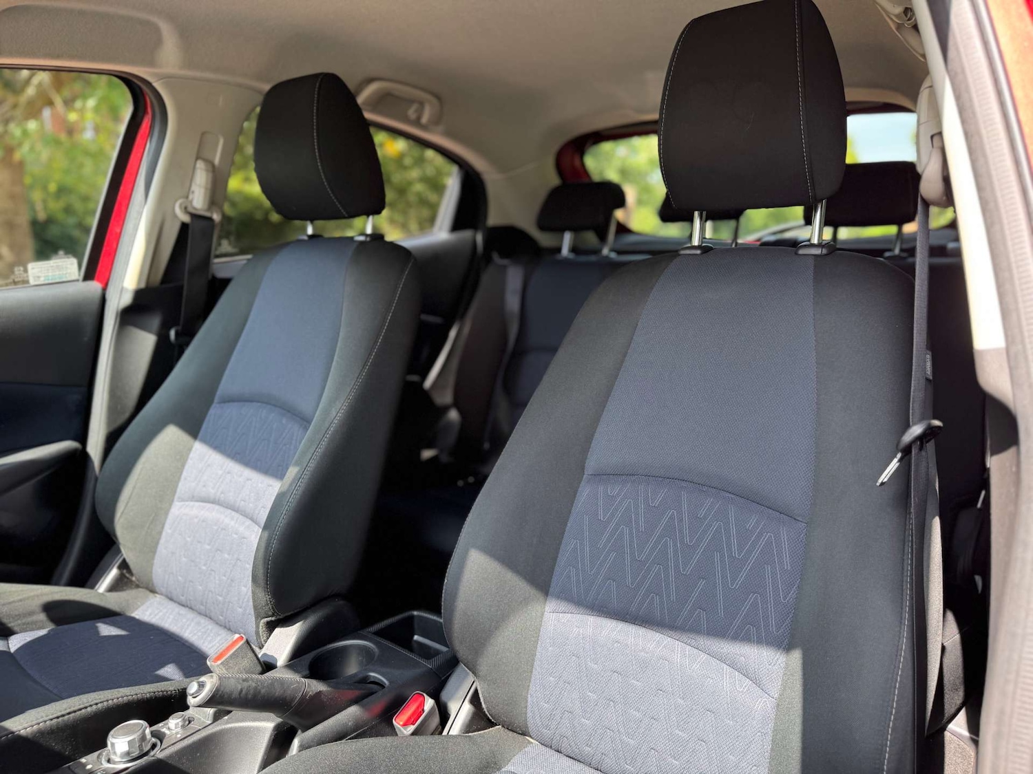 Used Mazda Mazda2 2016 for sale - 76602085: Photo 63