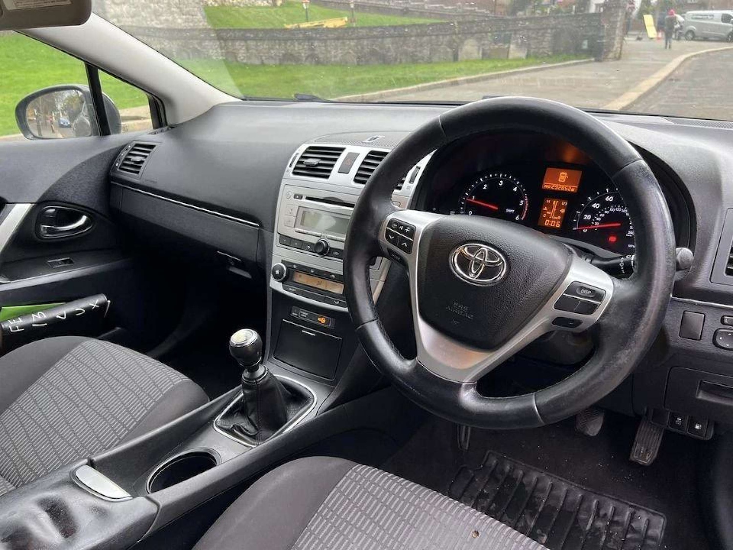 Used Toyota Avensis 2013 for sale - 76600552: Photo 13