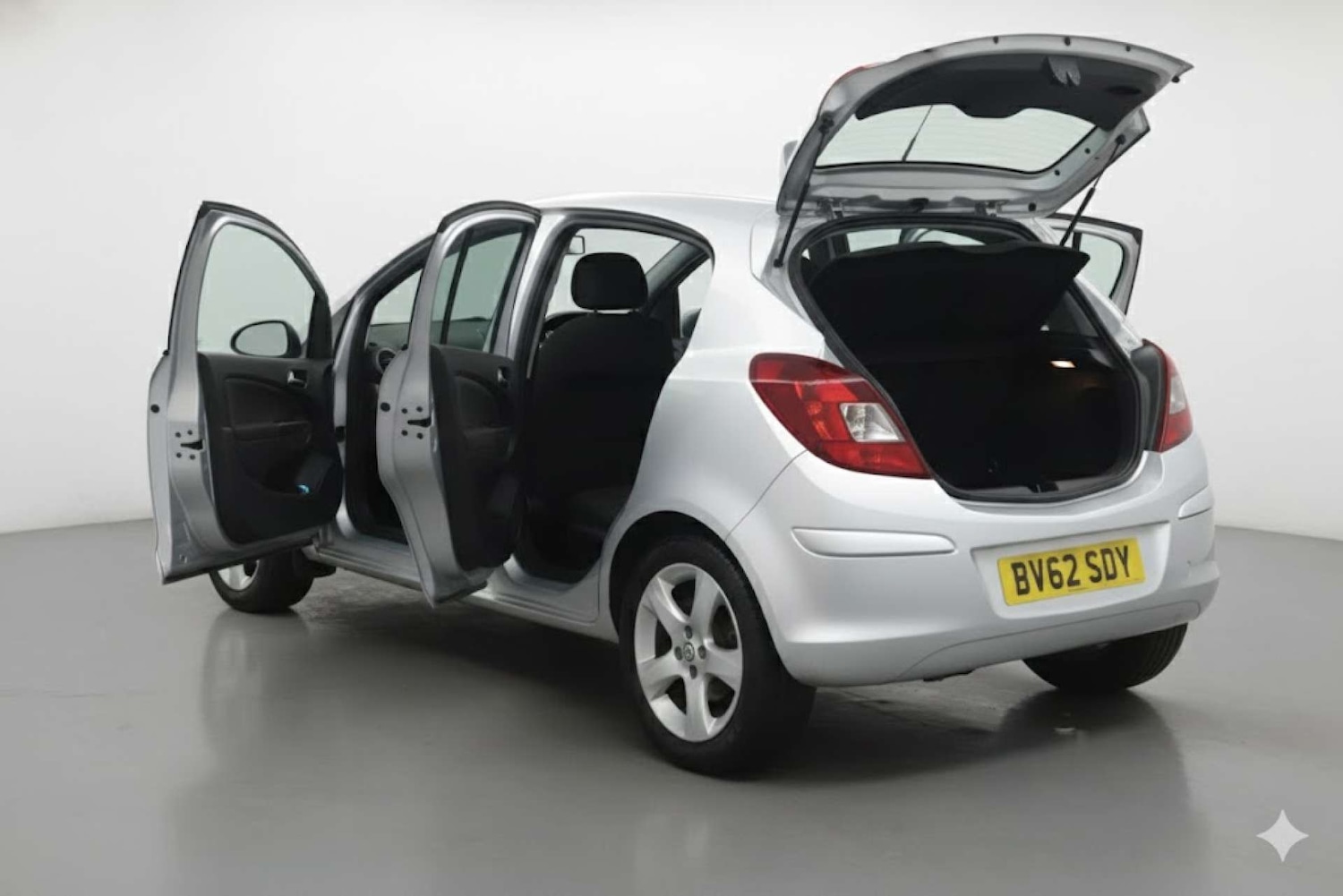 Used Vauxhall Corsa 2012 for sale - 77578929: Photo 8