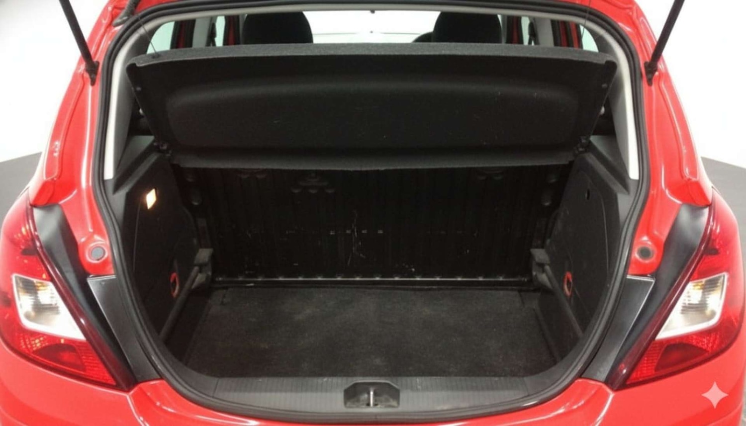 Used Vauxhall Corsa 2010 for sale - 76703573: Photo 16