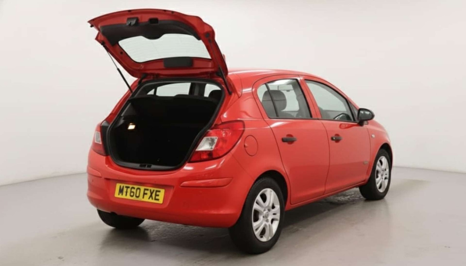 Used Vauxhall Corsa 2010 for sale - 76703573: Photo 4
