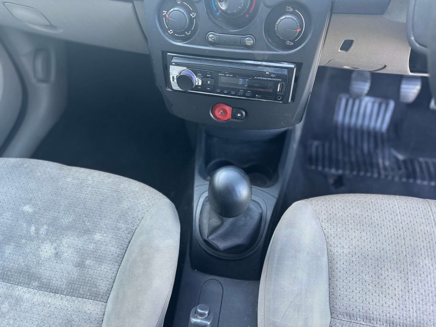 Vehicle 29