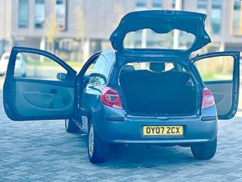 Used Renault Clio 2007 for sale - 74301902: Photo