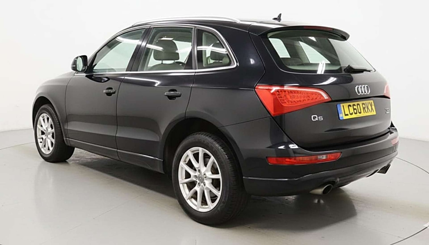 Used Audi Q5 2010 for sale - 77326124: Photo 9