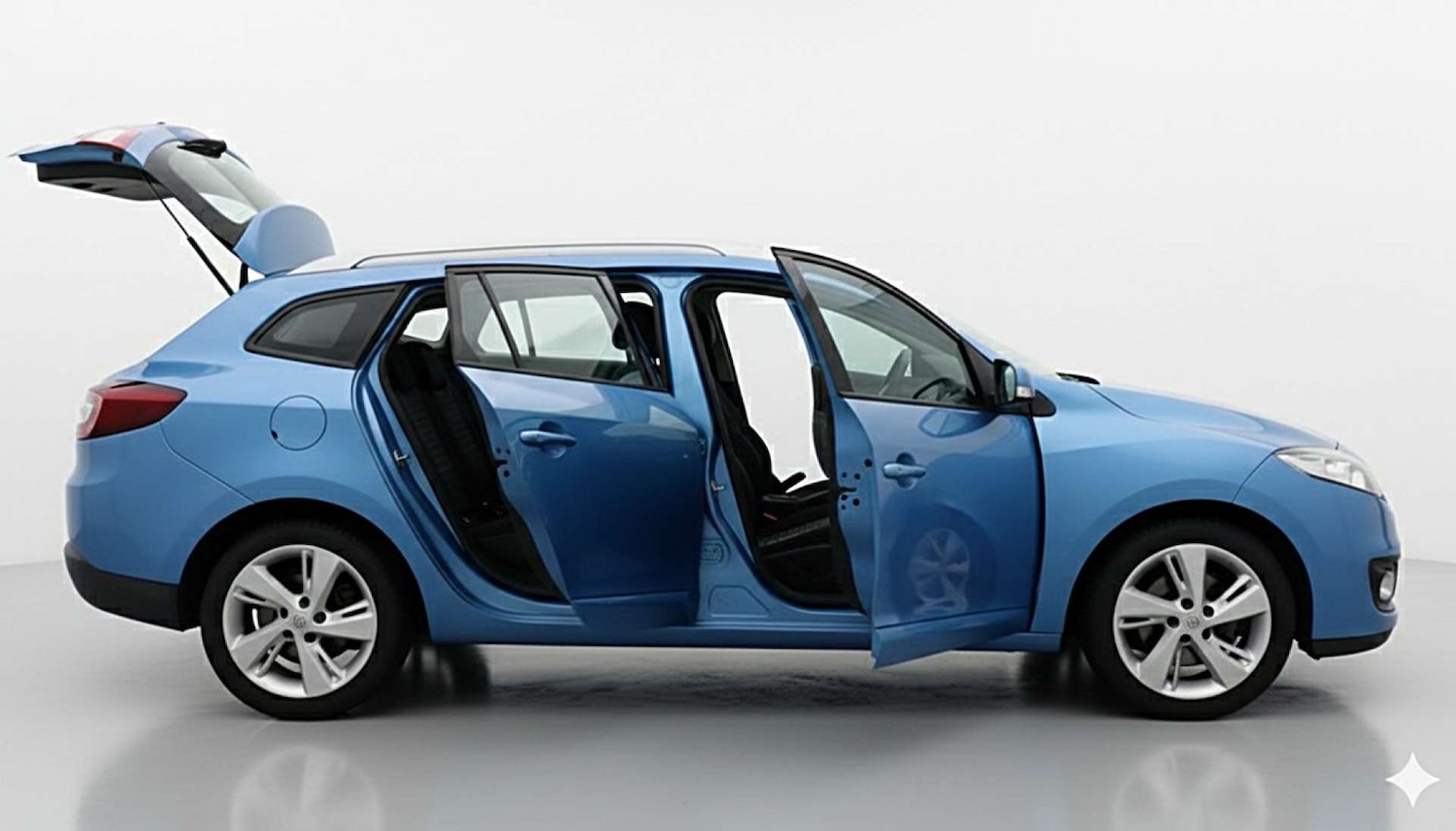 Used Renault Megane 2013 for sale - 77097074: Photo 10