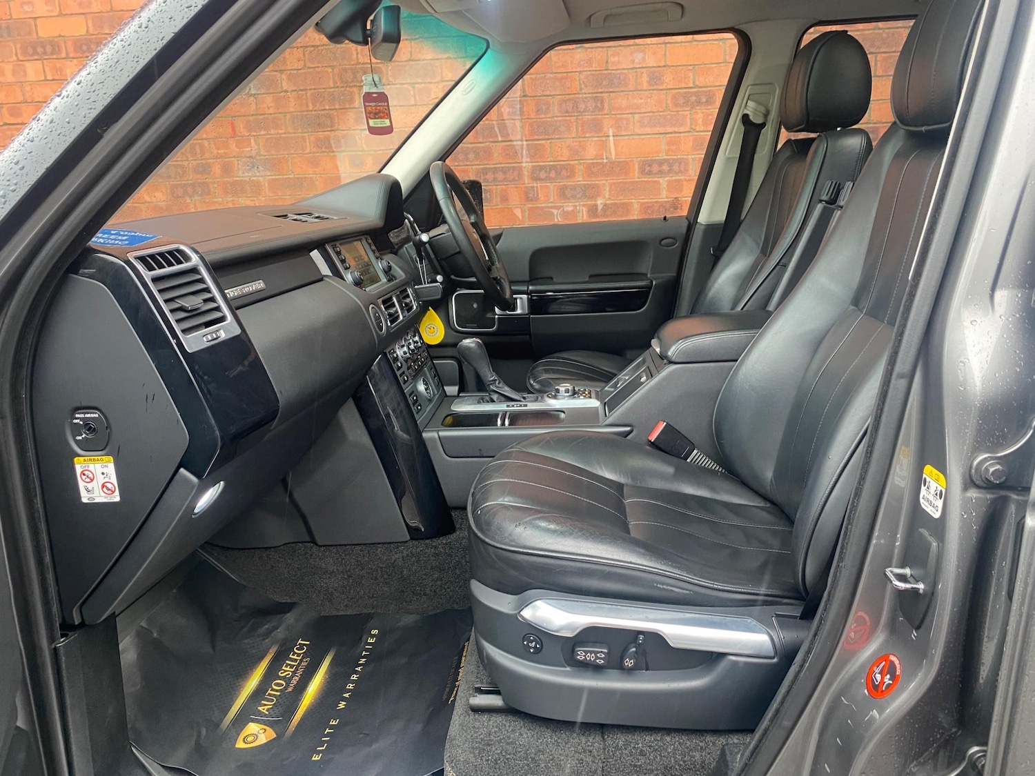 Vehicle 29