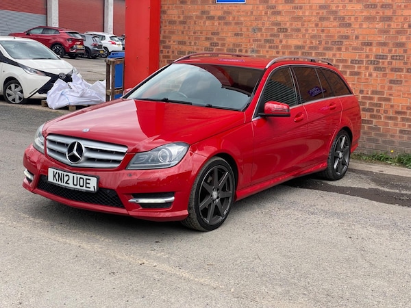 Used Mercedes-Benz C-Class 2012 for sale - 74465509: Photo 2