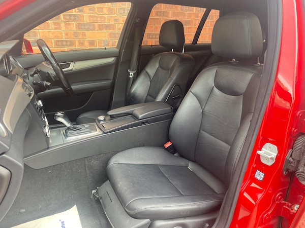 Used Mercedes-Benz C-Class 2012 for sale - 74465509: Photo 32