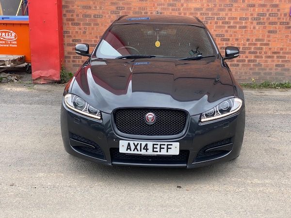 Used Jaguar XF 2014 for sale - 75082987: Photo 4