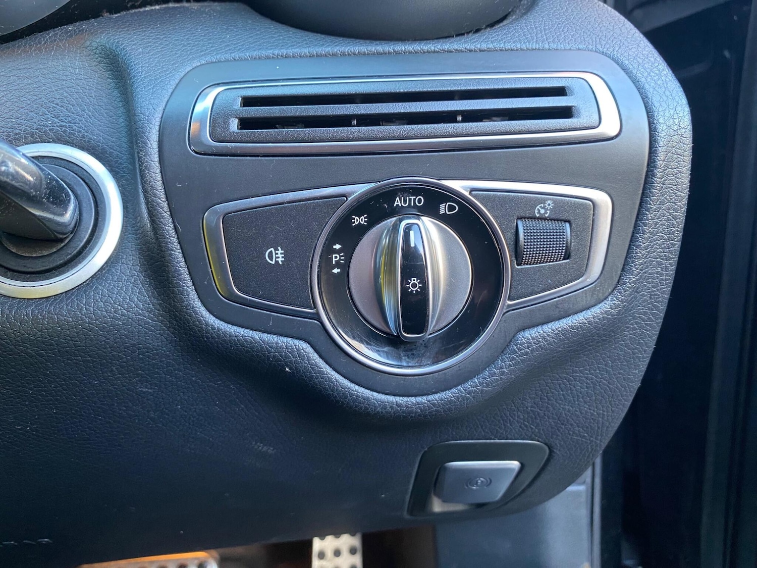 Used Mercedes-Benz C Class 2014 for sale - 76913690: Photo 24