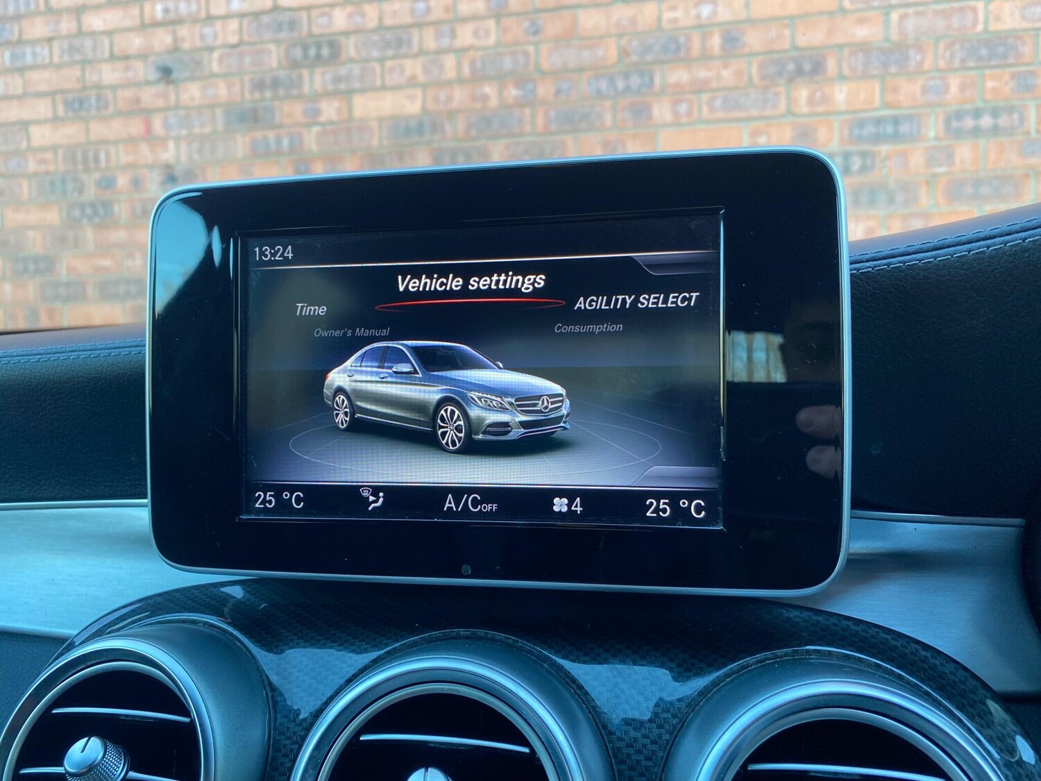 Used Mercedes-Benz C Class 2014 for sale - 76913690: Photo 39