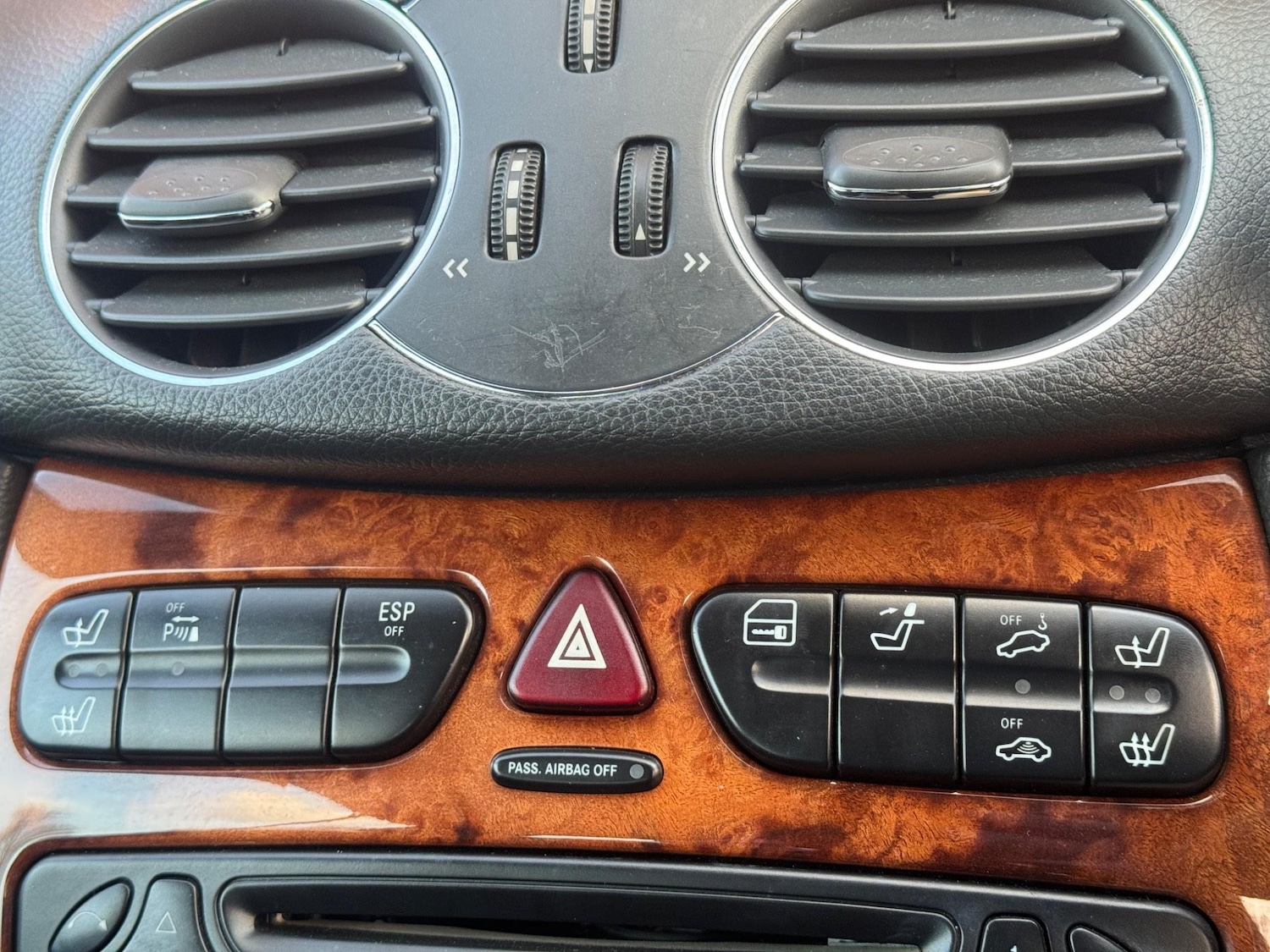 Used Mercedes-Benz CLK 2004 for sale - 76109590: Photo 47