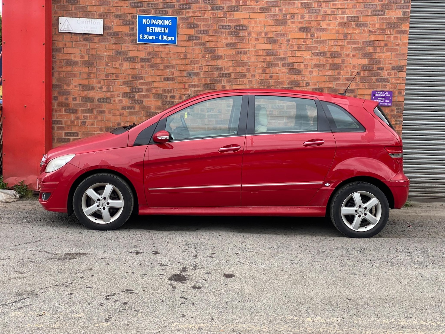 Vehicle 28