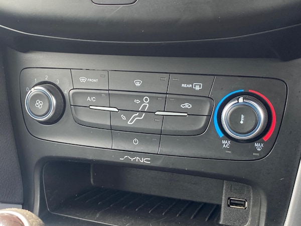 Used Ford Focus 2015 for sale - 75377261: Photo 55