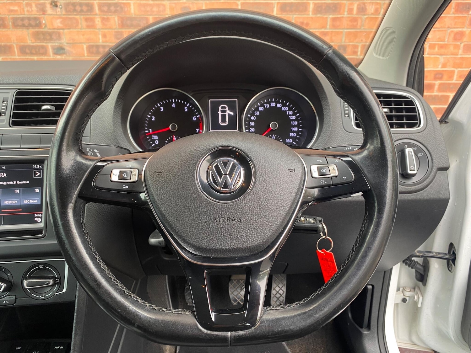 Used Volkswagen Polo 2014 for sale - 76990162: Photo 15