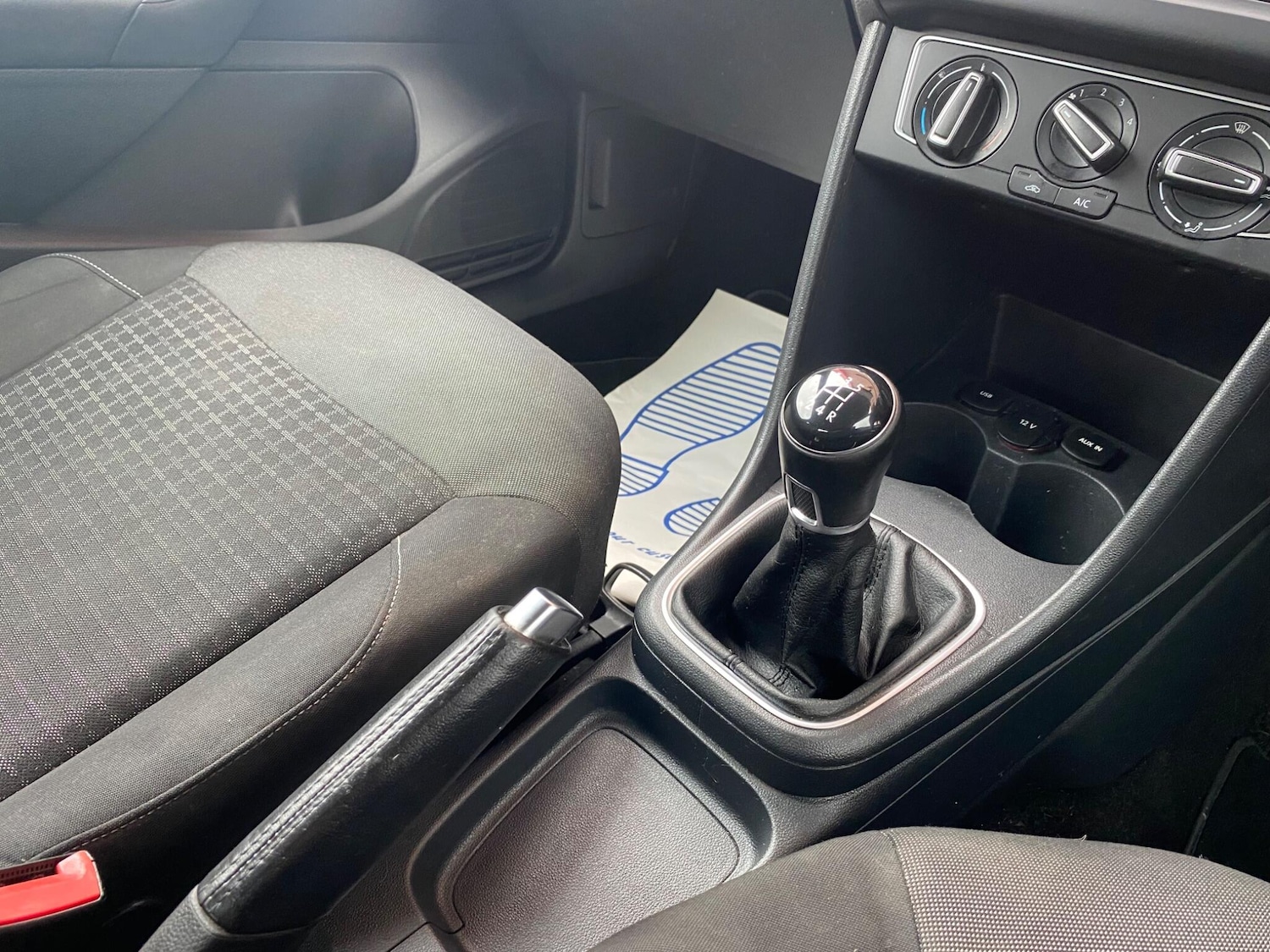 Used Volkswagen Polo 2014 for sale - 76990162: Photo 25