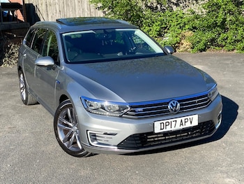 Used Volkswagen Passat 2017 for sale - 78471209: Photo