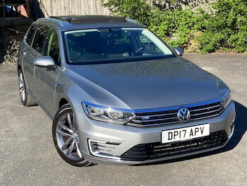Used Volkswagen Passat 2017 for sale - 78471209: Photo