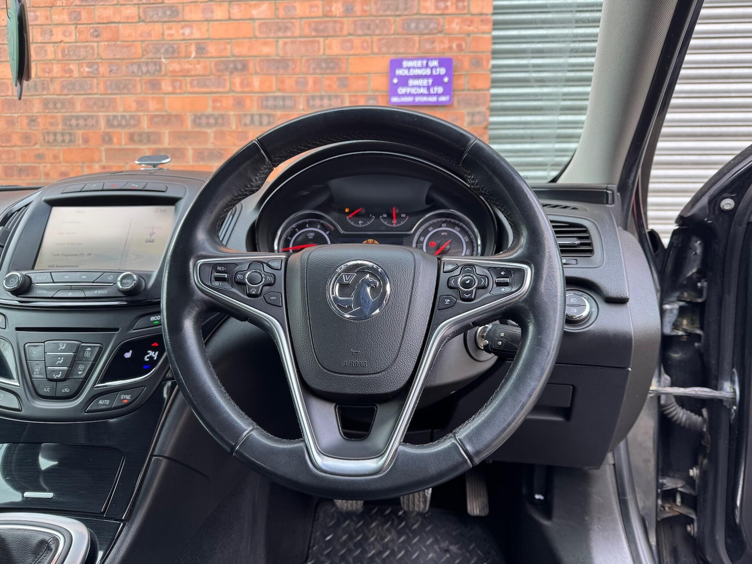 Used Vauxhall Insignia 2013 for sale - 77823908: Photo 37