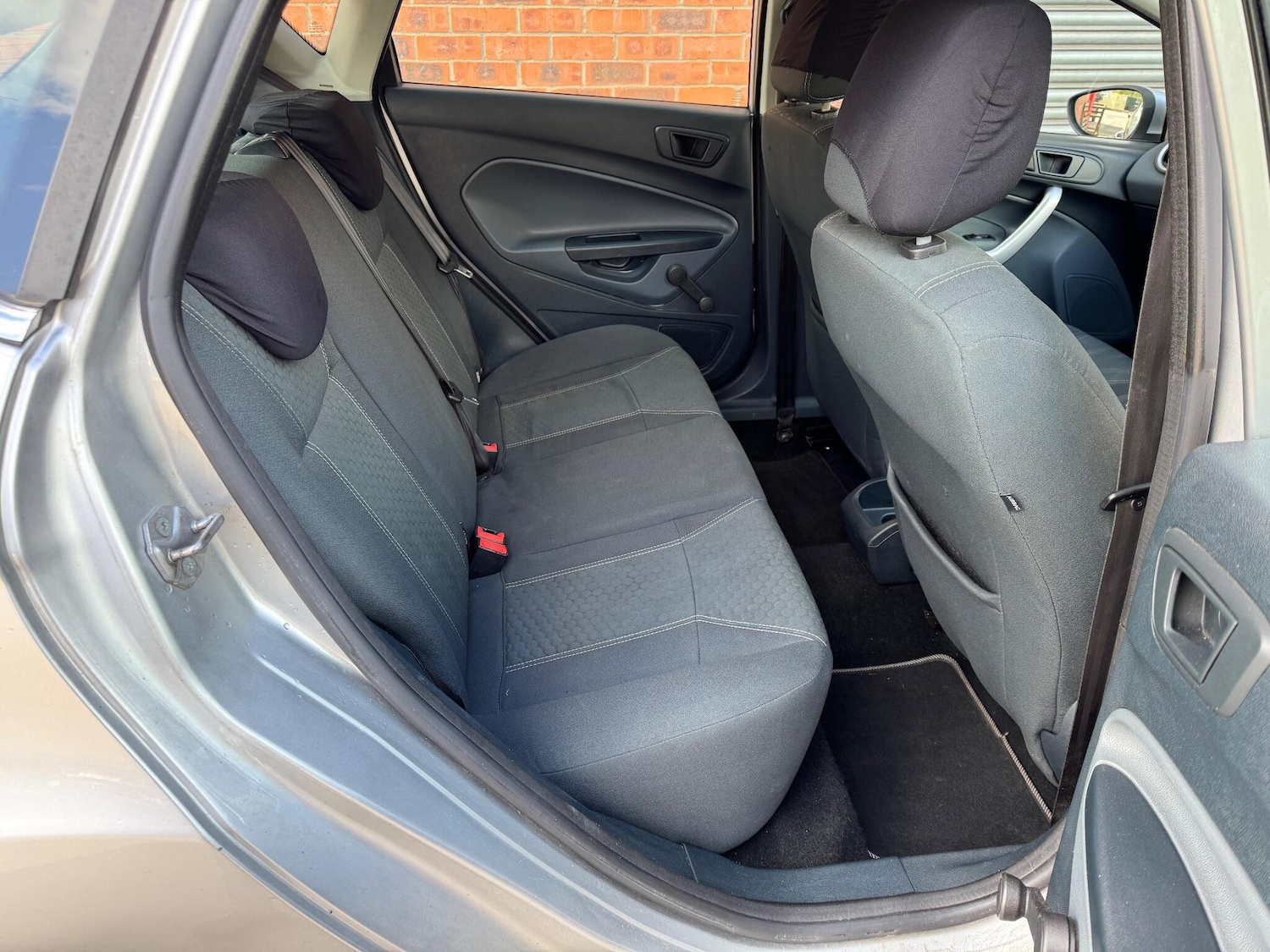 Used Ford Fiesta 2010 for sale - 78058547: Photo 15