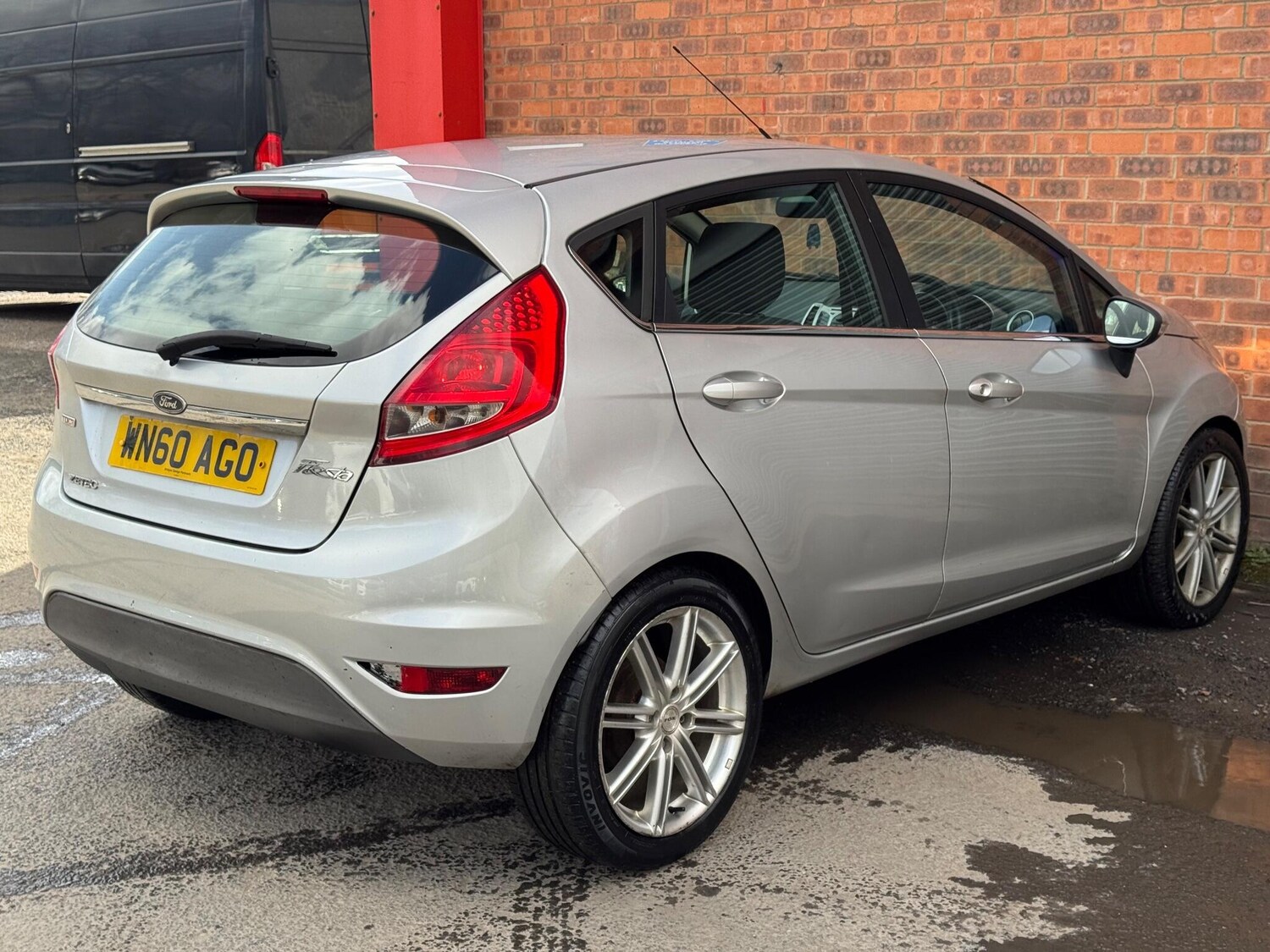 Used Ford Fiesta 2010 for sale - 78058547: Photo 29