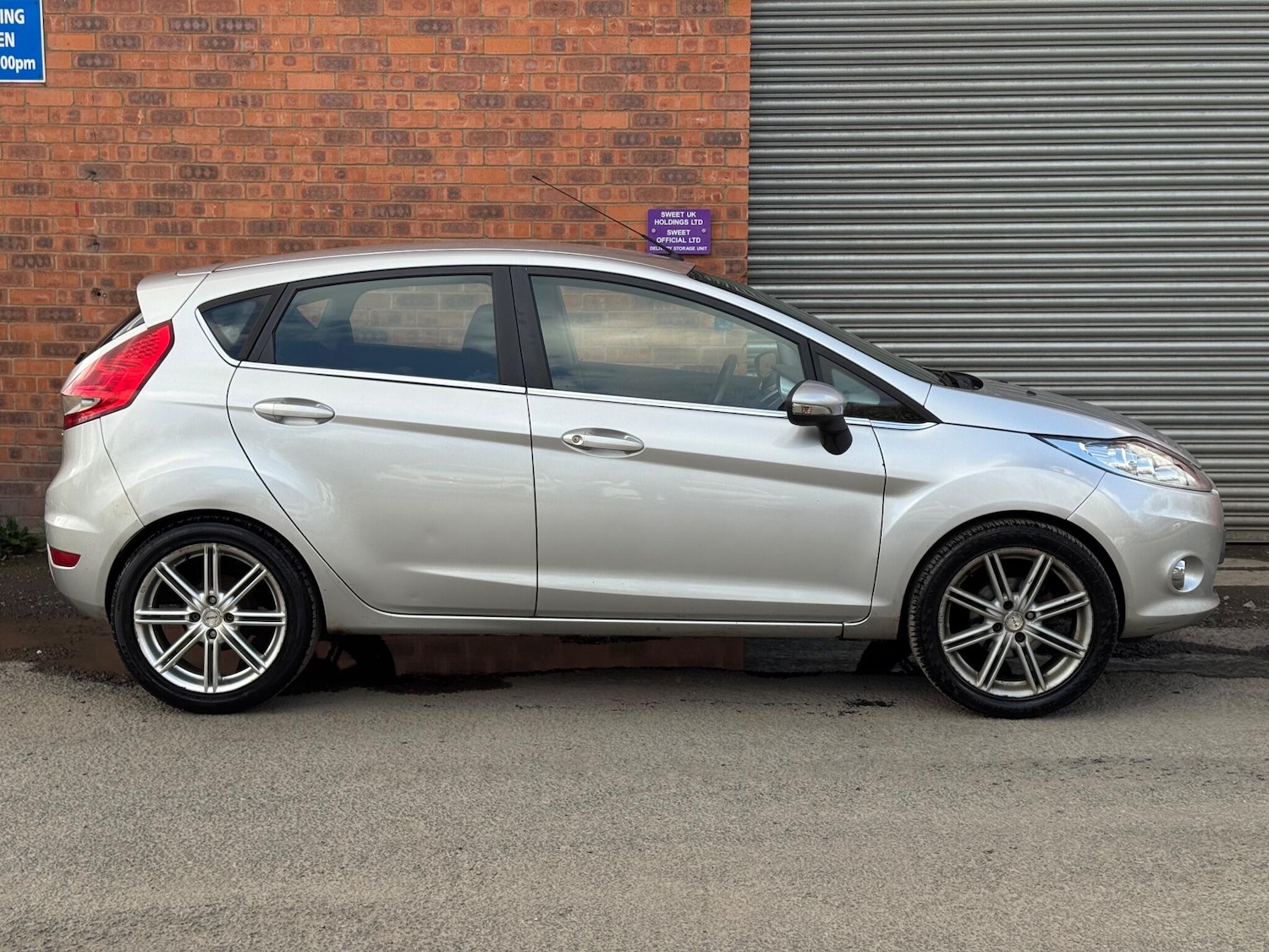 Used Ford Fiesta 2010 for sale - 78058547: Photo 7