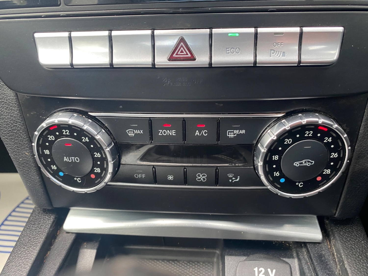 Used Mercedes-Benz C Class 2014 for sale - 74690782: Photo 32