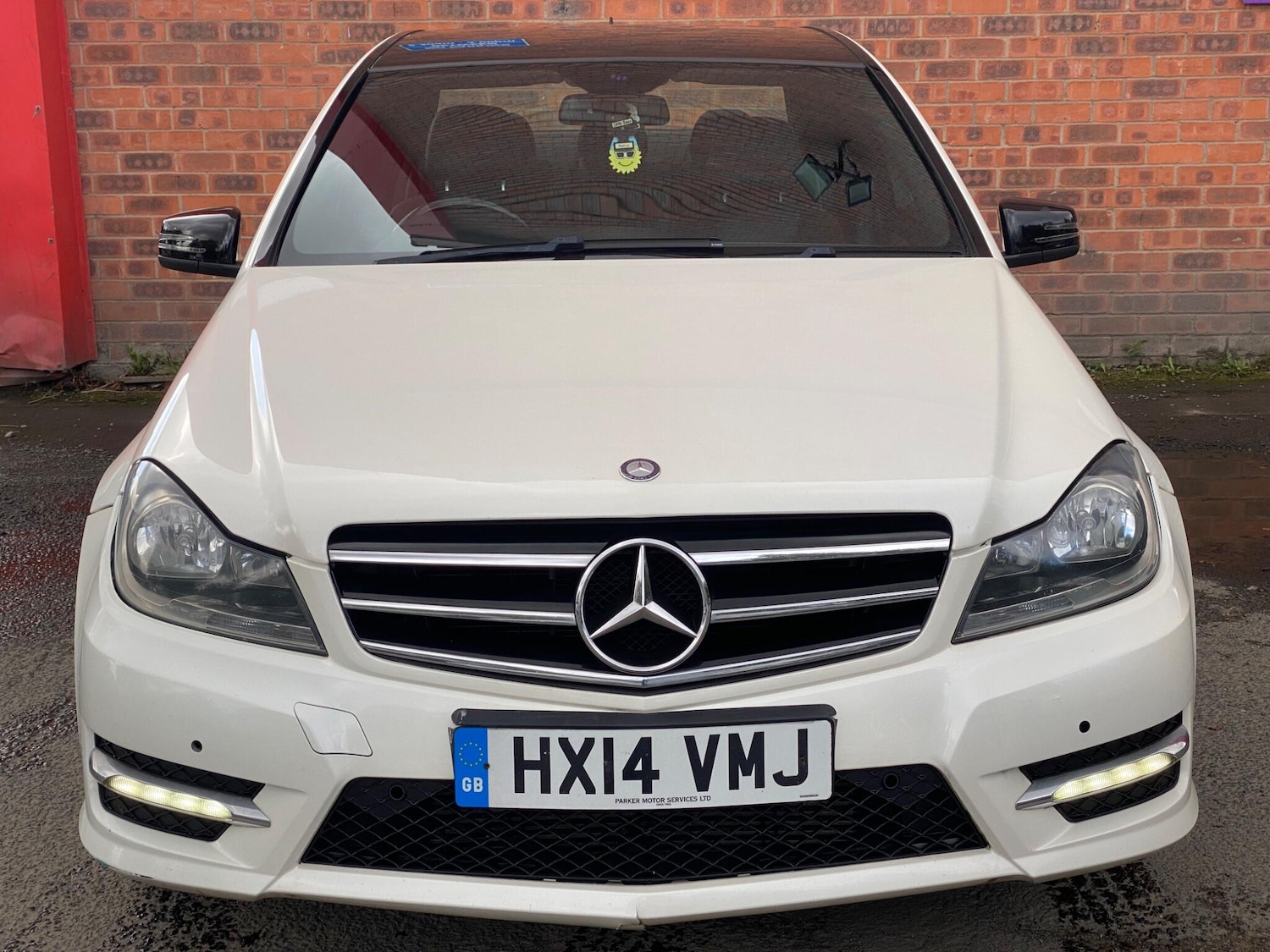 Used Mercedes-Benz C Class 2014 for sale - 74690782: Photo 4