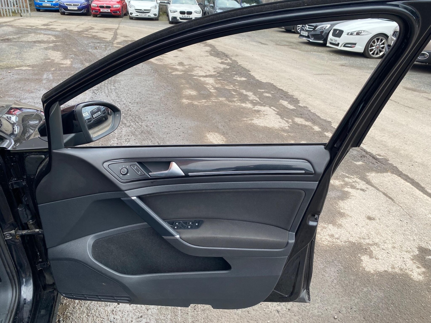 Used Volkswagen Golf 2013 for sale - 73811718: Photo 62