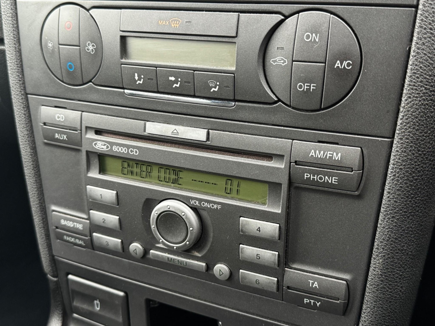 Used Ford Mondeo 2007 for sale - 76996662: Photo 38