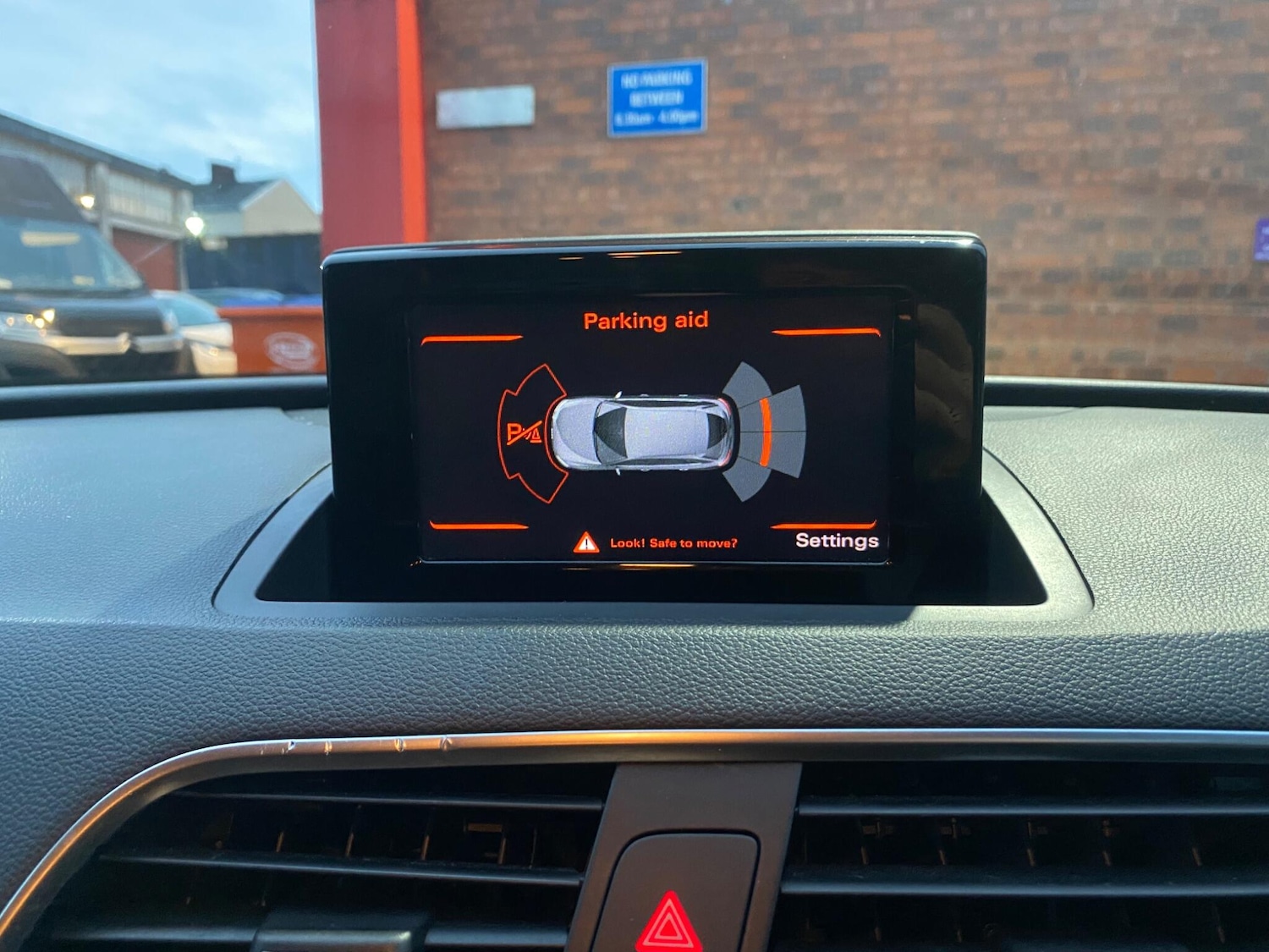 Used Audi Q3 2014 for sale - 76765161: Photo 47