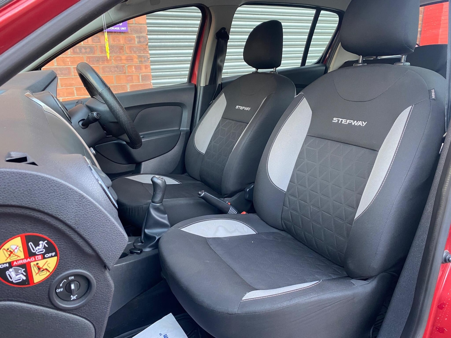 Used Dacia Sandero Stepway 2014 for sale - 77098063: Photo 36