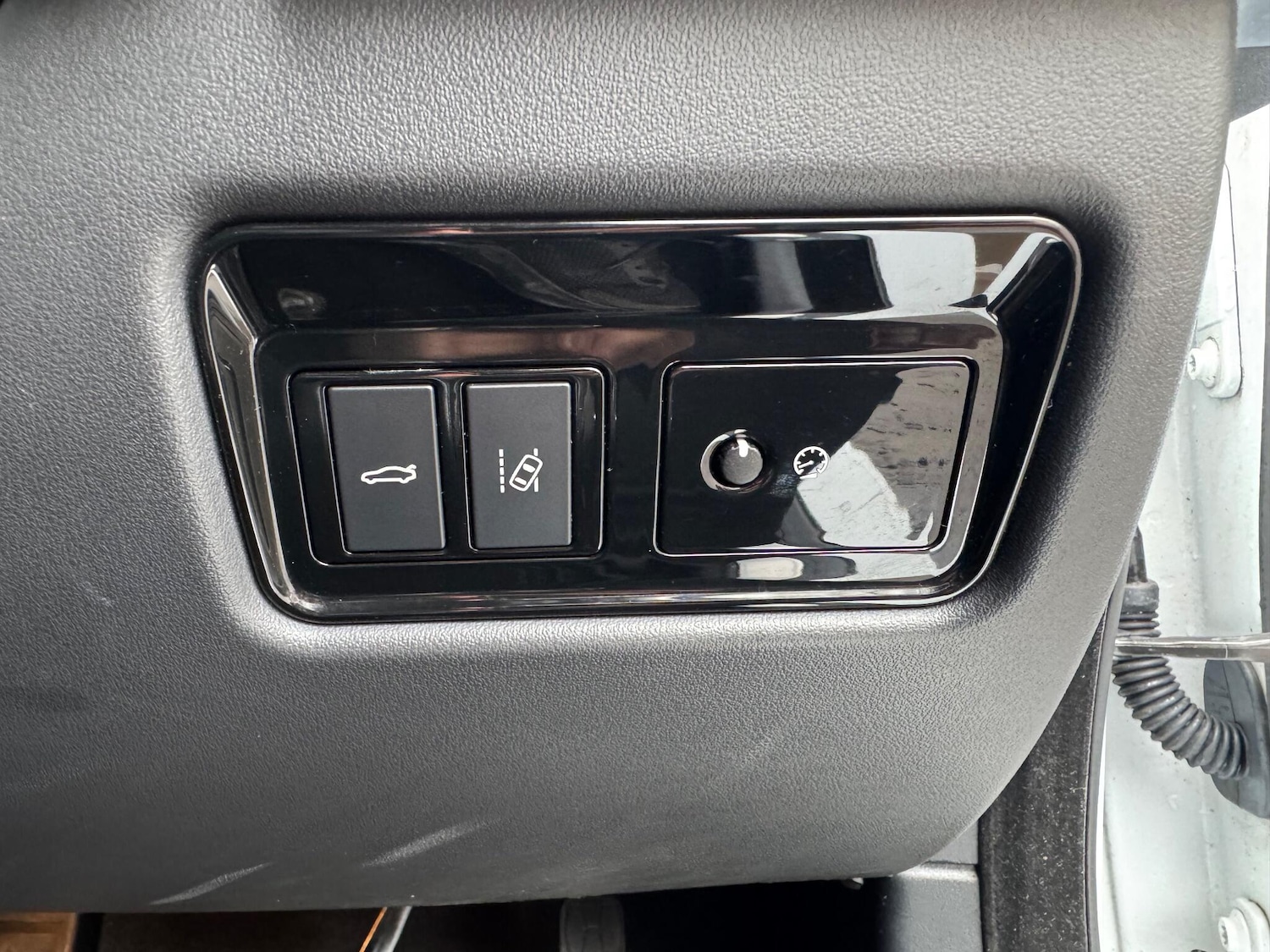 Used Jaguar XE 2017 for sale - 77411385: Photo 25