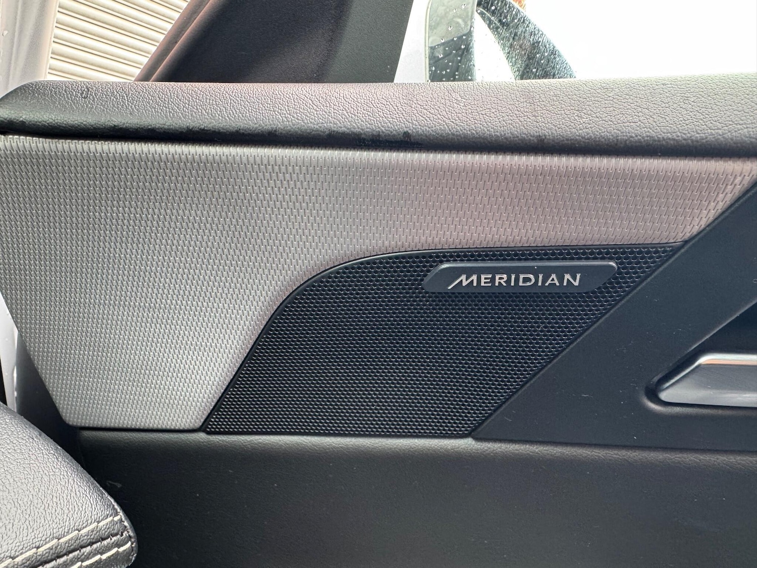 Used Jaguar XE 2017 for sale - 77411385: Photo 26