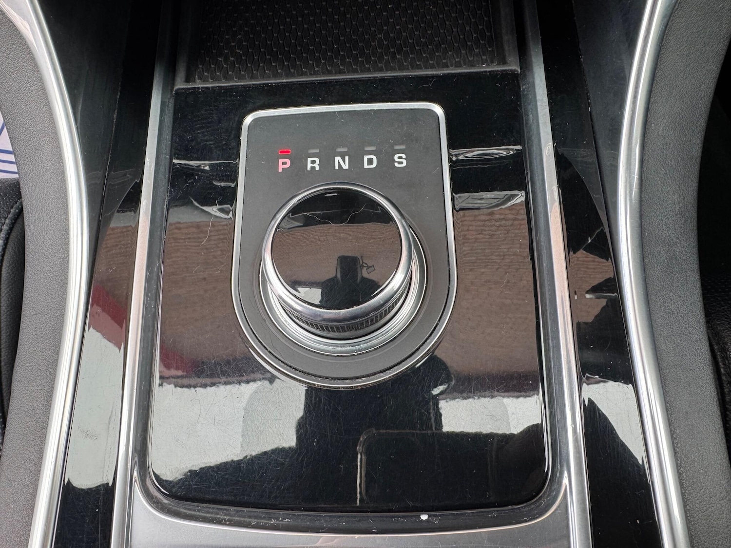 Used Jaguar XE 2017 for sale - 77411385: Photo 32