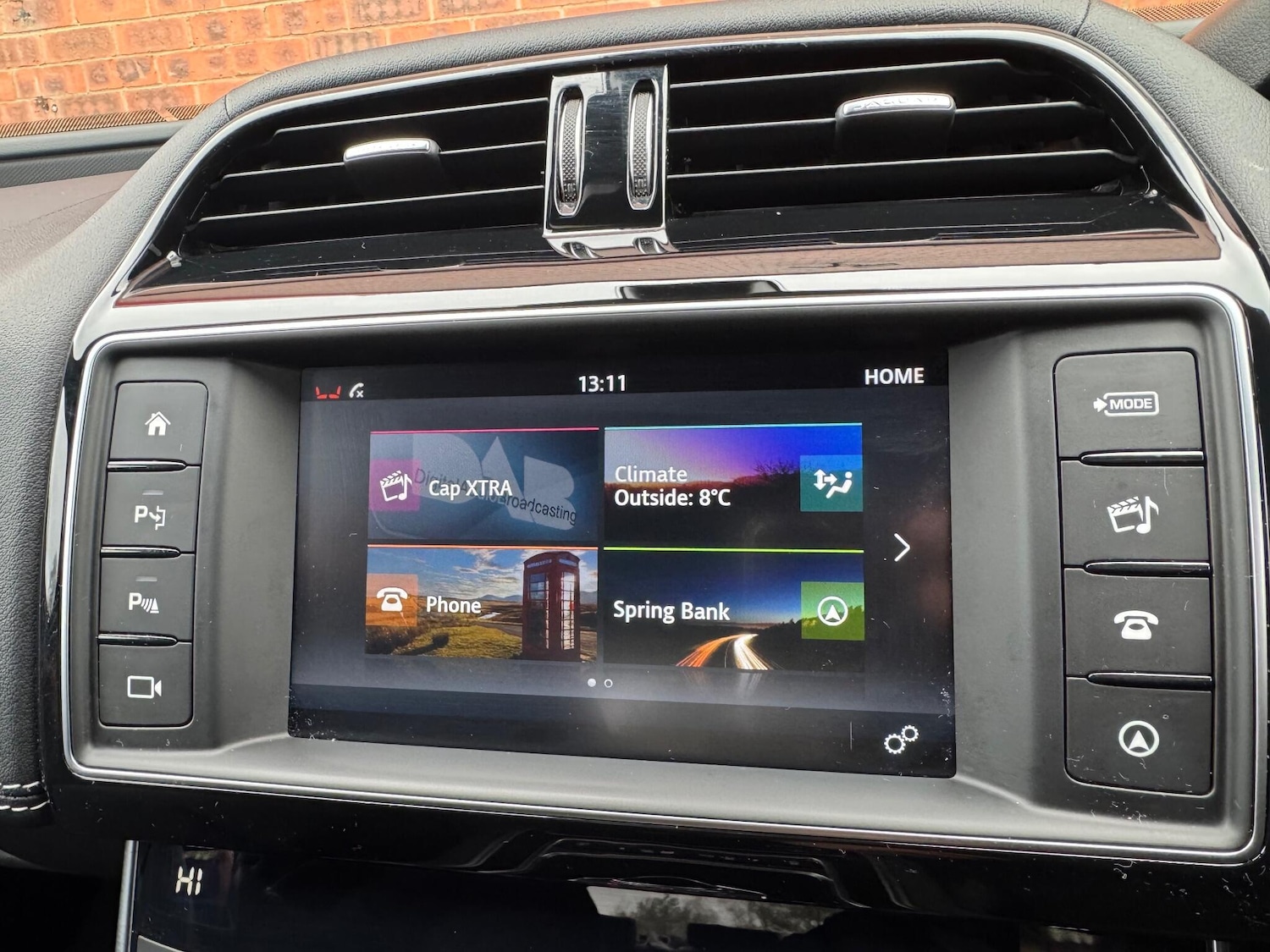 Used Jaguar XE 2017 for sale - 77411385: Photo 39