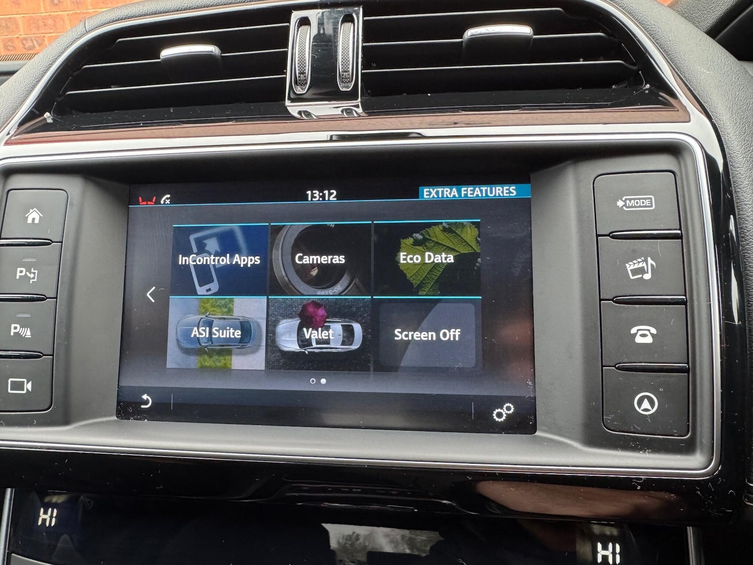 Used Jaguar XE 2017 for sale - 77411385: Photo 48