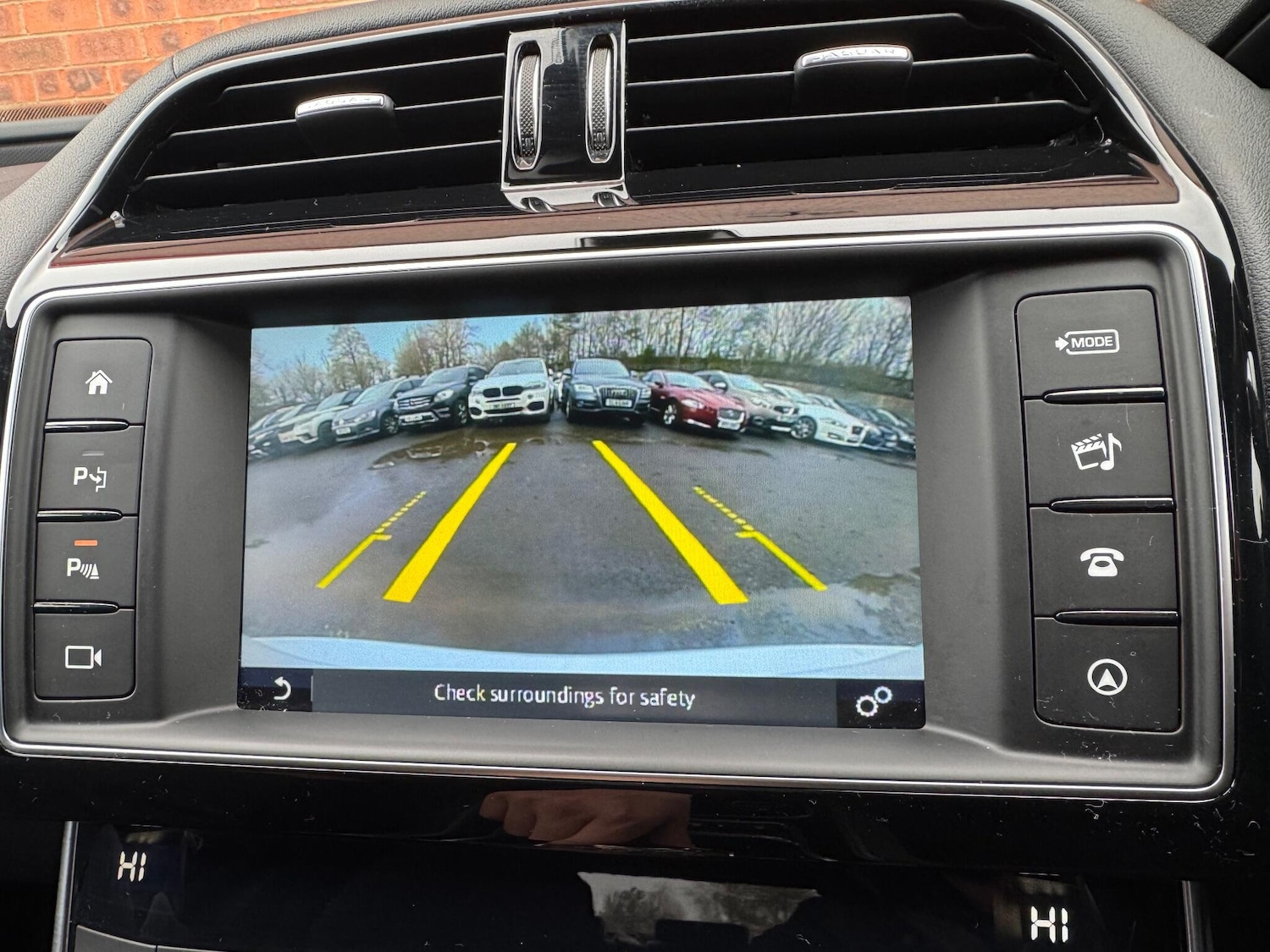 Used Jaguar XE 2017 for sale - 77411385: Photo 50