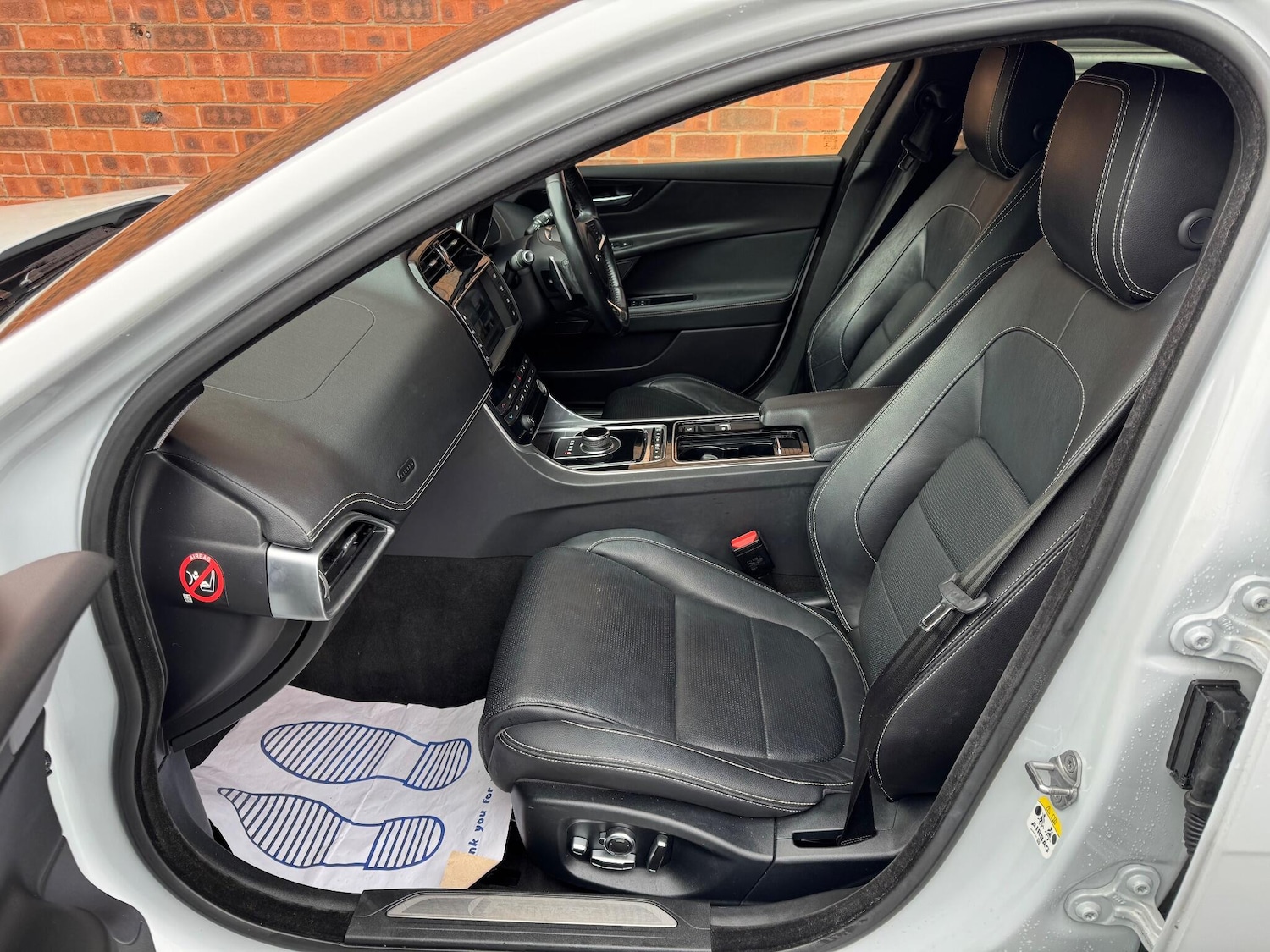 Used Jaguar XE 2017 for sale - 77411385: Photo 57