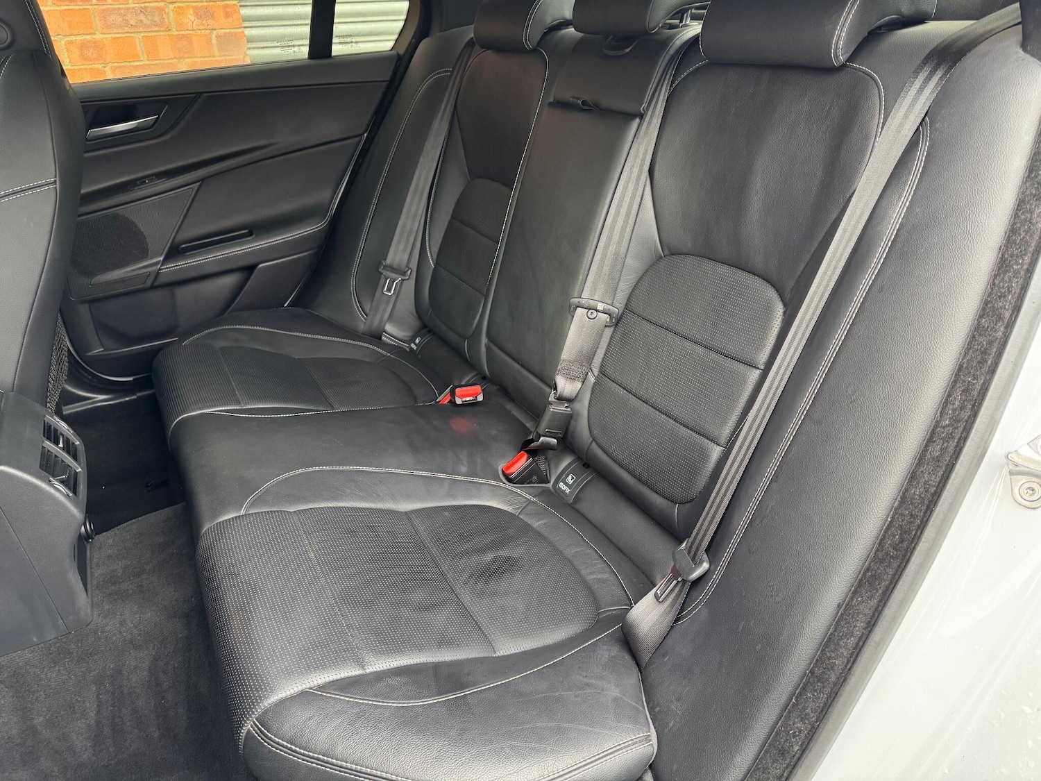 Used Jaguar XE 2017 for sale - 77411385: Photo 61