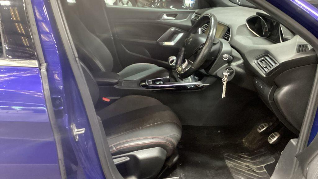 Used Peugeot 308 2016 for sale - 77215613: Photo 7